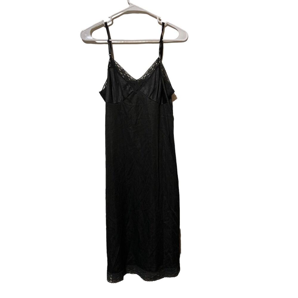 NWT Vintage: Vanity Fair Slip Womens 34 Medium Black Anti Cling No Ride Up